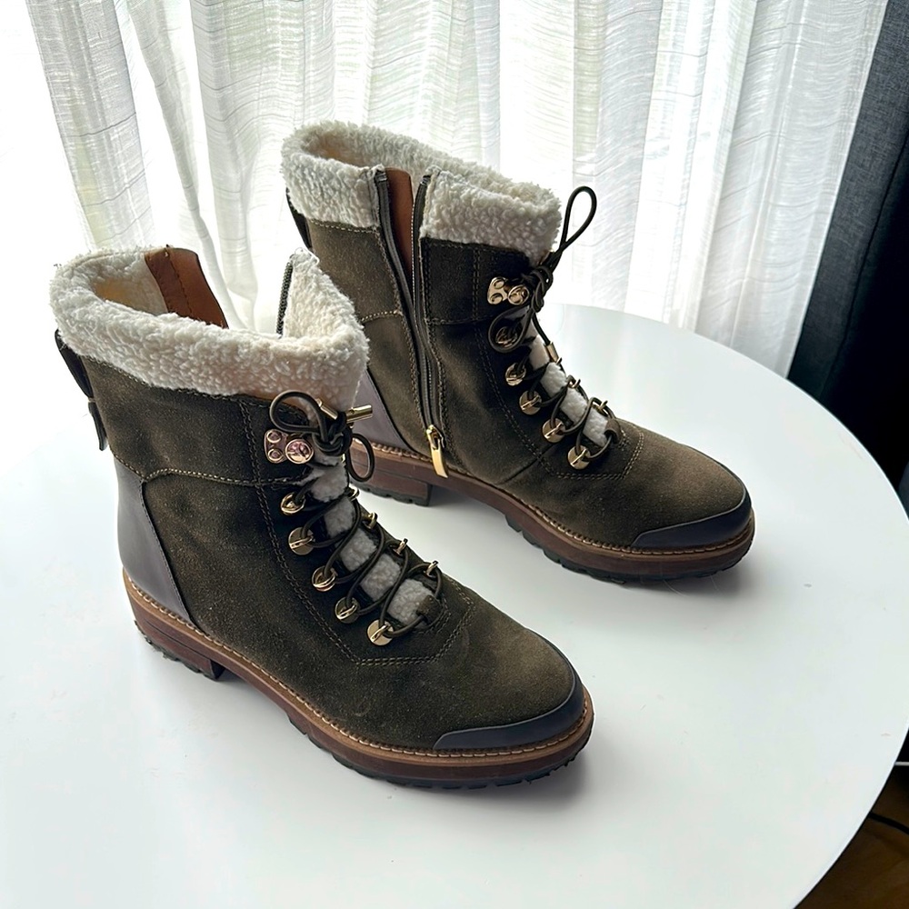 Women's Olive Lace-Up Boots with Faux Fur Lining